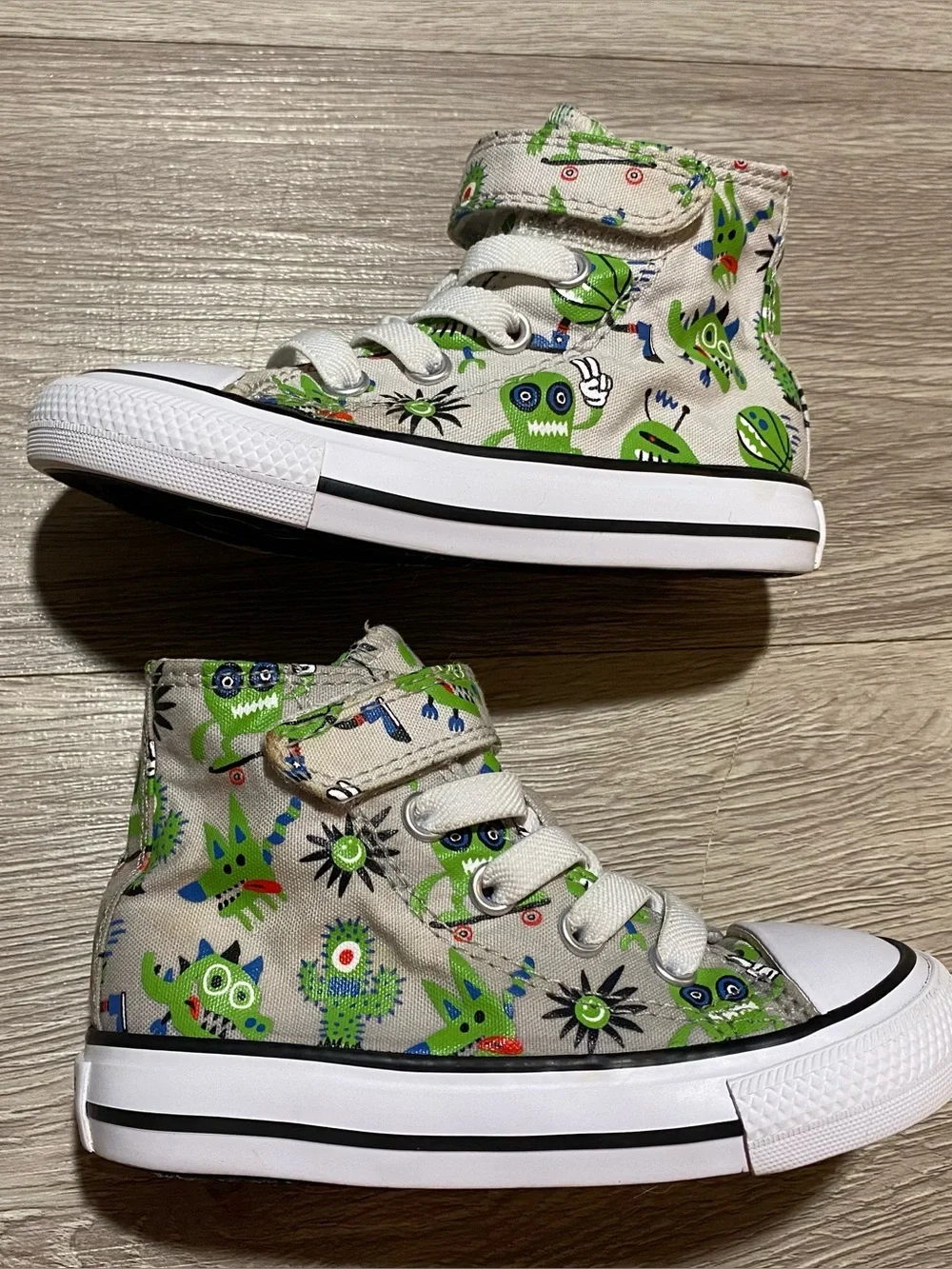 Converse High Tops ~ Infants Size 6 ~ Grey with Green Monsters